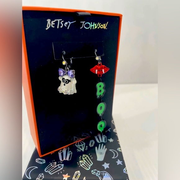 Betsey Johnson Jewelry - SOLD